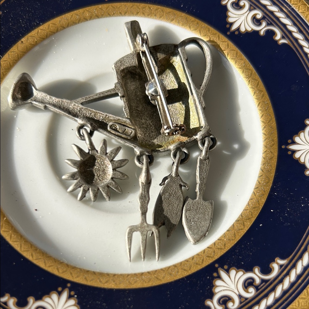 Vintage Watering Can Brooch with Garden Charms - Picture 4 of 7